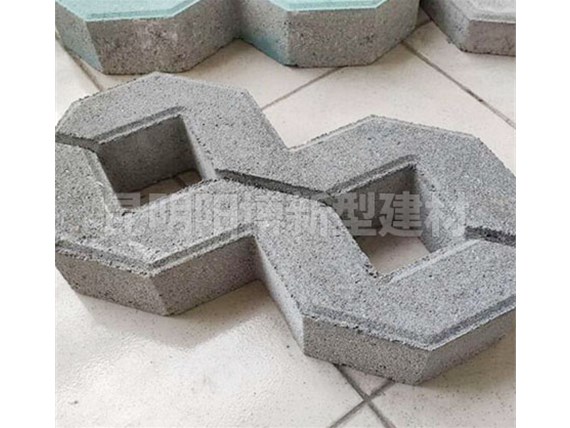 昆明八字植草磚在園林設計中的應用優勢有哪些呢？